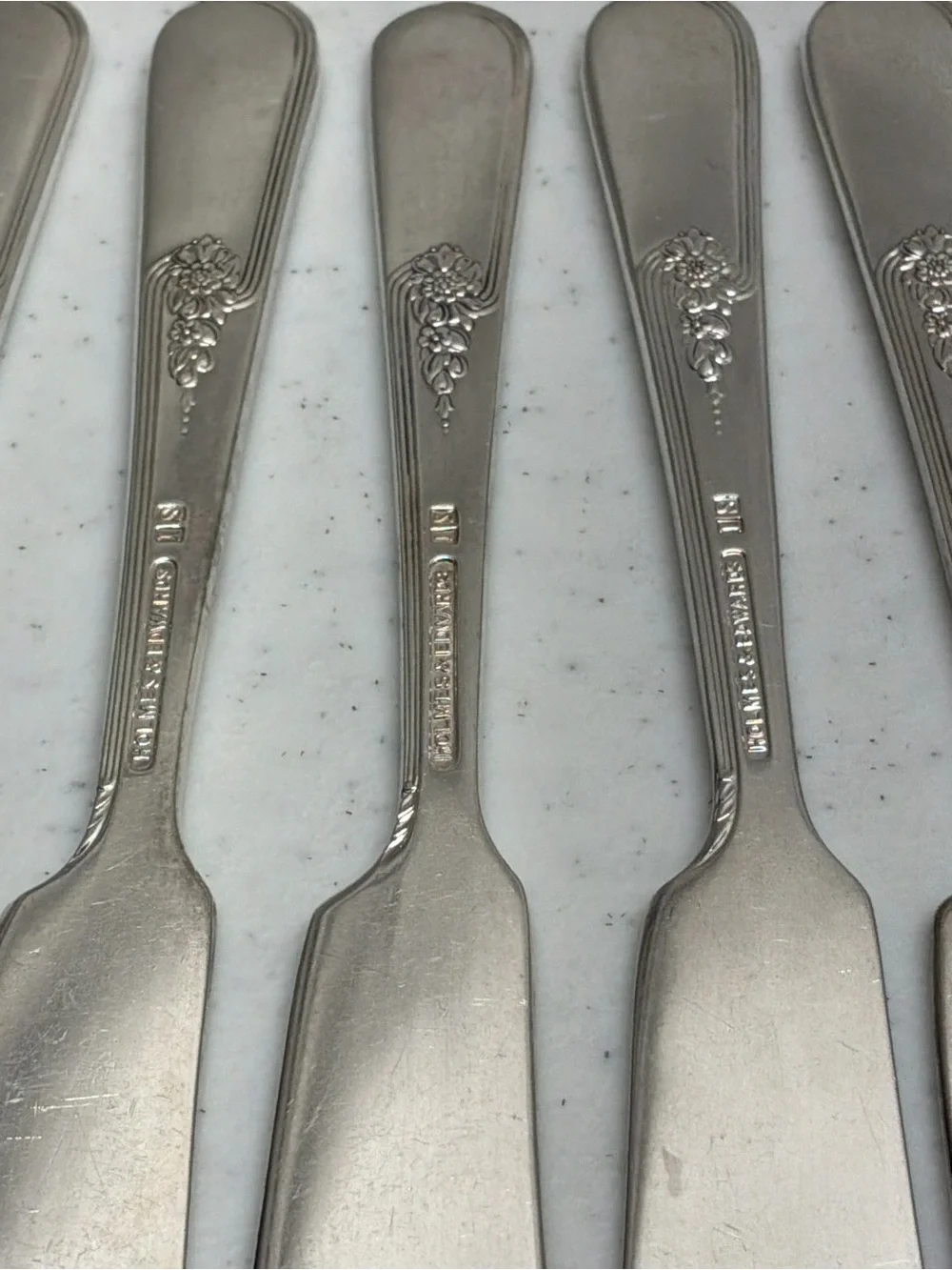 Holmes & Edwards Youth Pattern Inlaid Silverplated Butter Spreaders Set of 8
